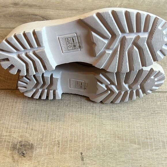 Dolce Vita Huey Suede Chelsea Boots US 9.5 - Picture 6 of 7